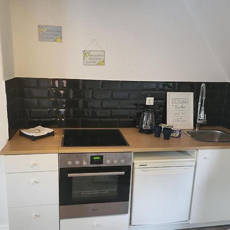 Idyllisches Zentrales Appartment - 24 H Check Inn Фленсбург Екстериор снимка