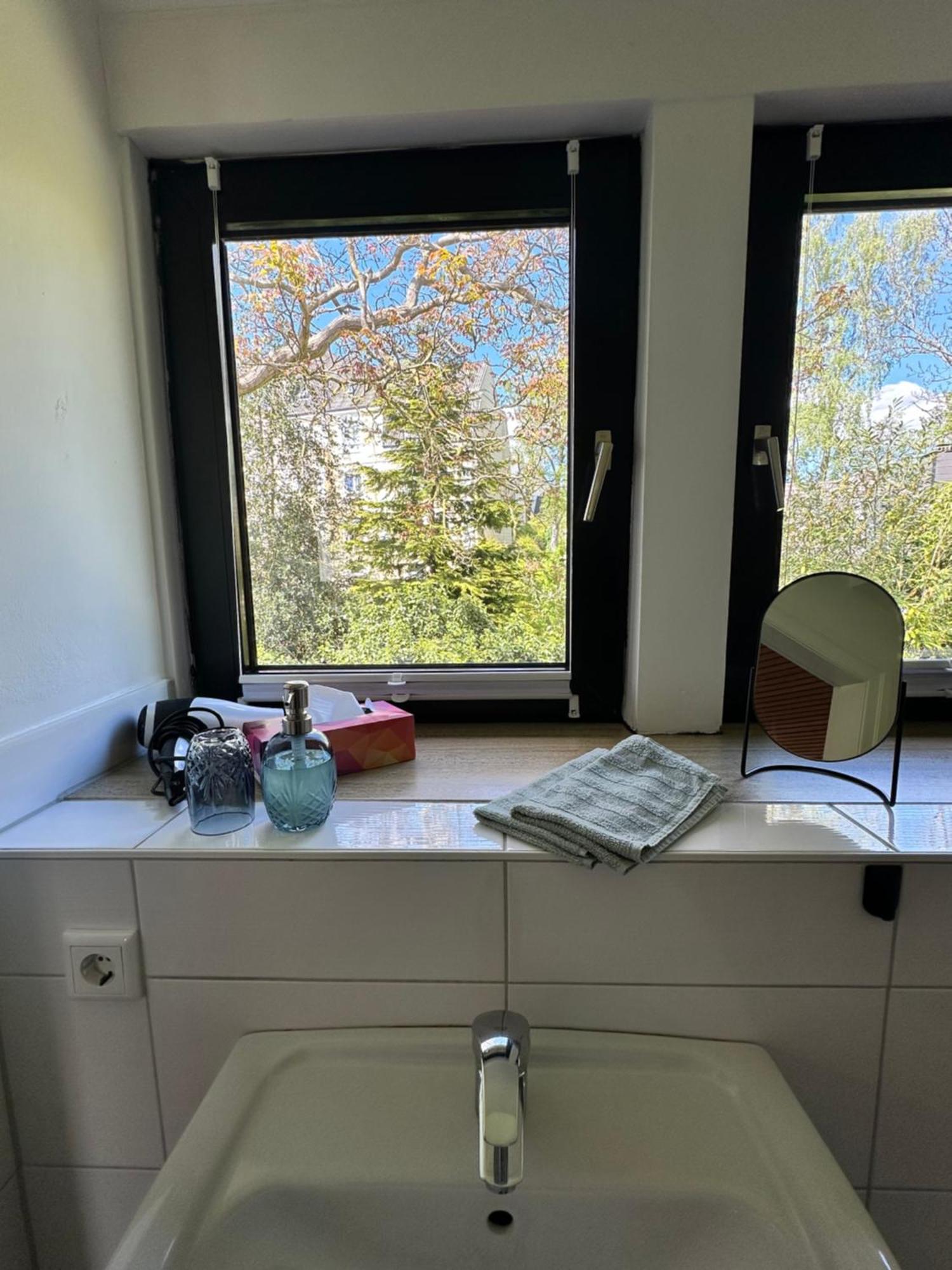 Idyllisches Zentrales Appartment - 24 H Check Inn Фленсбург Екстериор снимка
