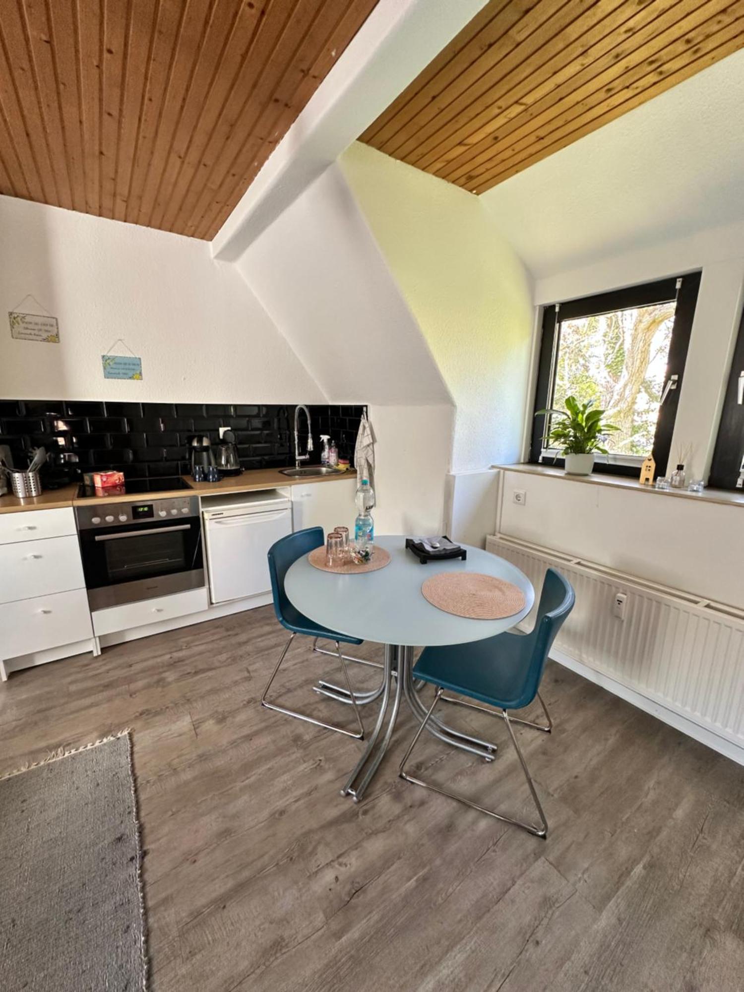 Idyllisches Zentrales Appartment - 24 H Check Inn Фленсбург Екстериор снимка